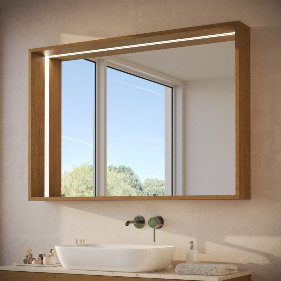 Badspiegel mit tiefem Holzrahmen und Beleuchtung - Lenora links oben rechts